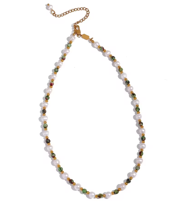 Green epidote stone and pearl necklace