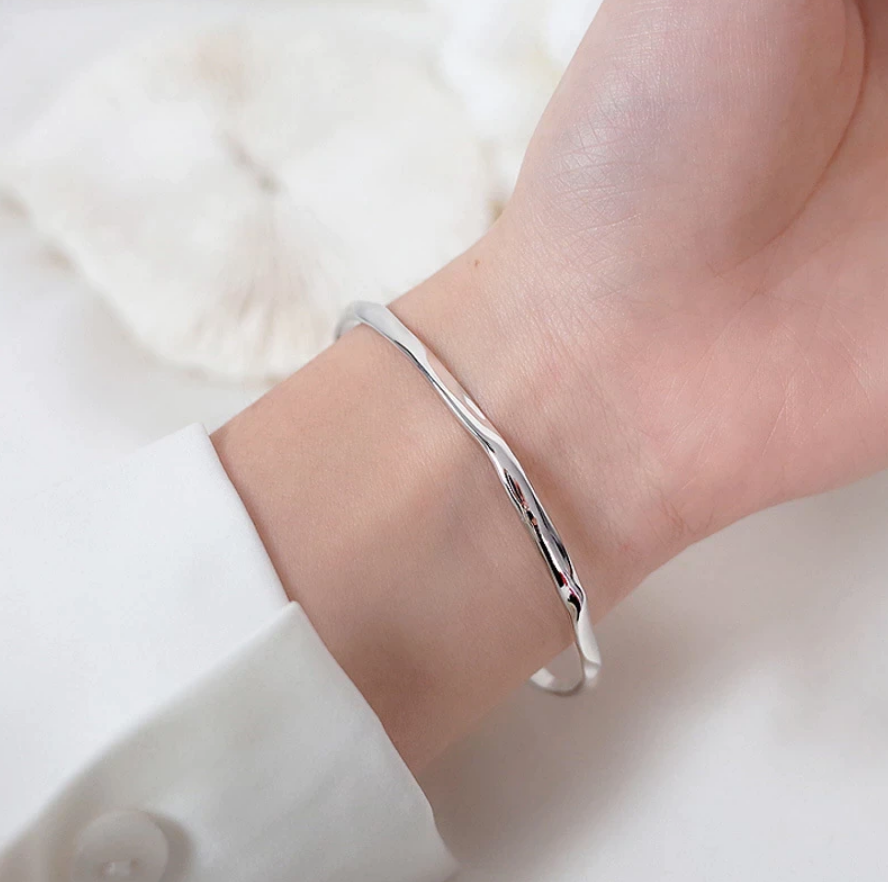 irregular bangle silver