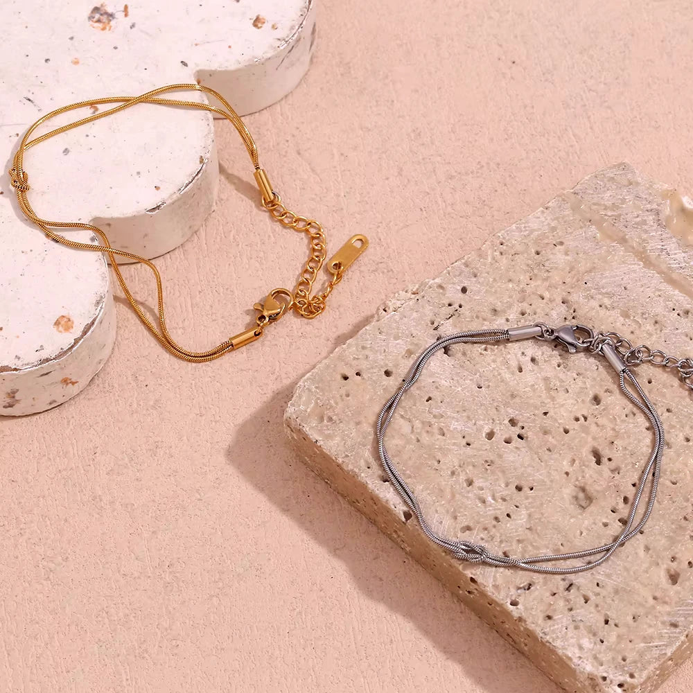 Thin knotted bracelet 2