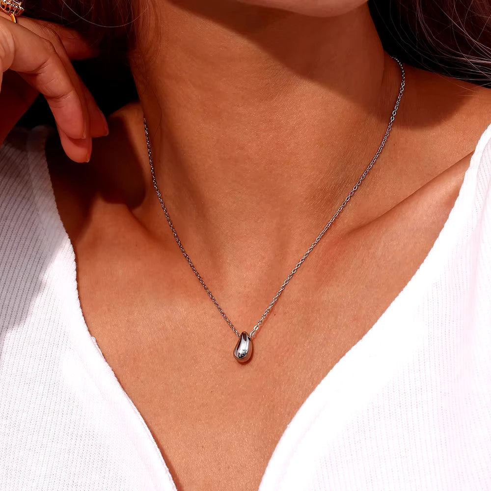 teardrop necklace silver