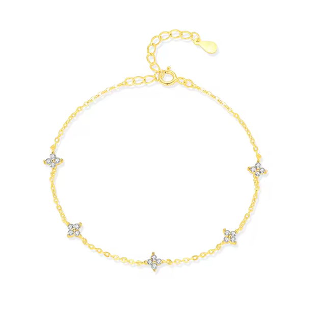 Clover charm bracelet gold