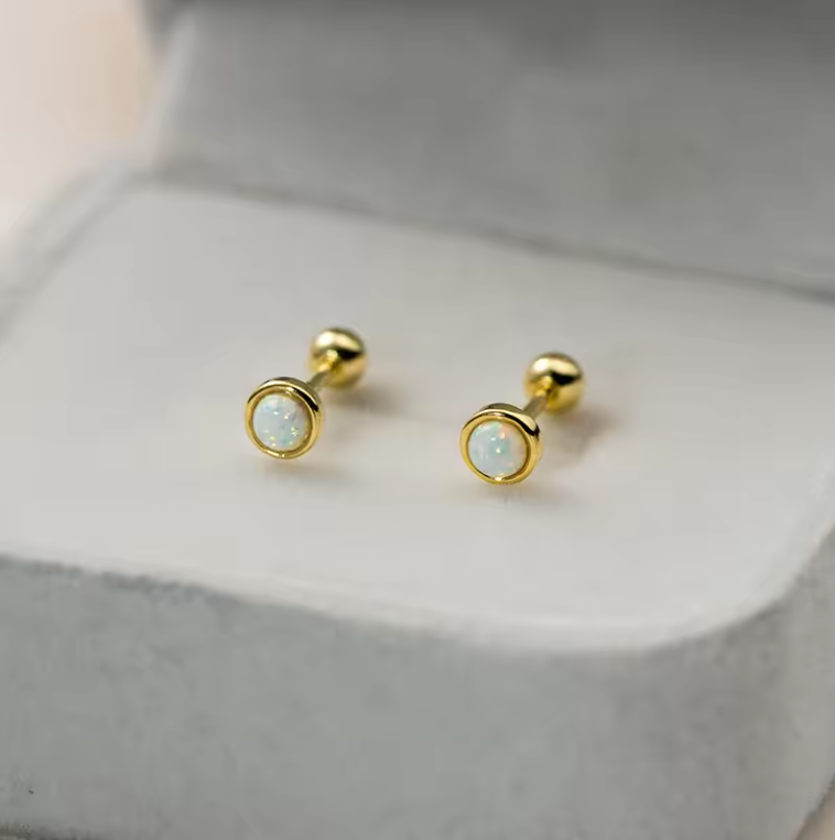 Opal barbell studs