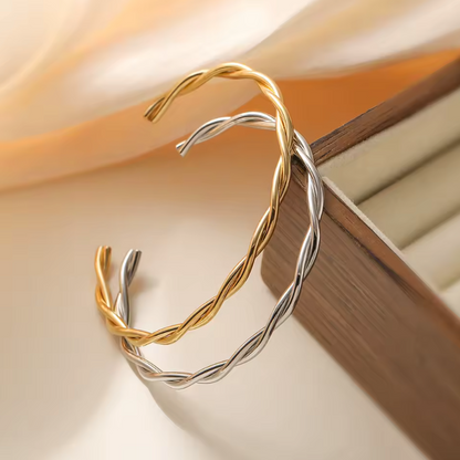 Twist bangle