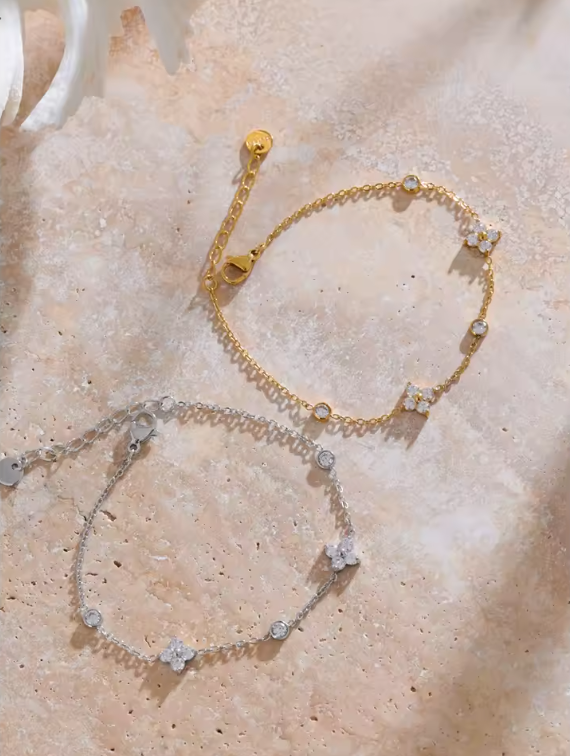 Clover gem bracelet