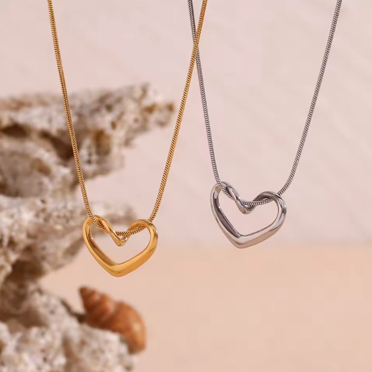 hollow heart necklace both cols