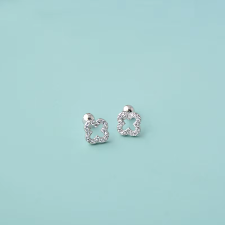 Hollow clover barbell studs