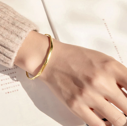 irregular bangle gold