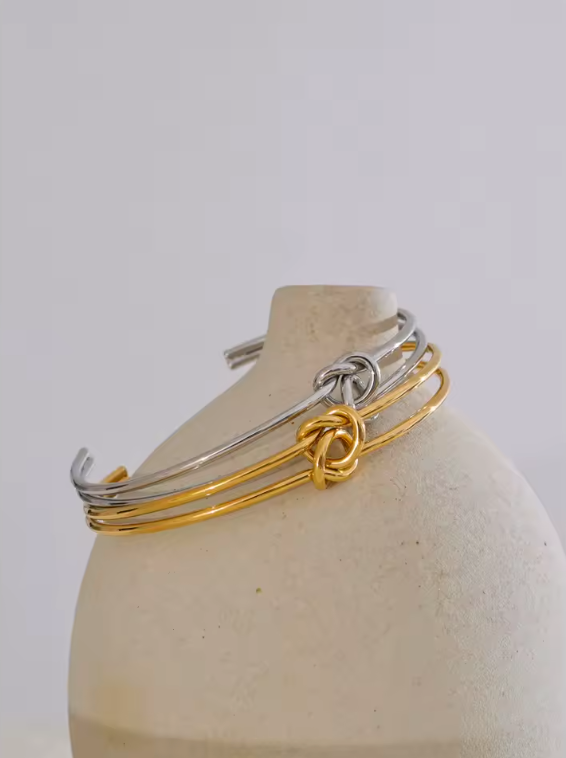 Knot detail bangle