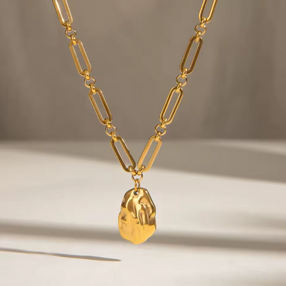 Molten pendant link necklace