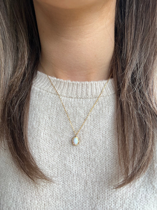 Opal pendant necklace