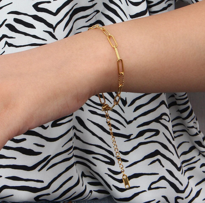 paperclip link chain bracelet model shot