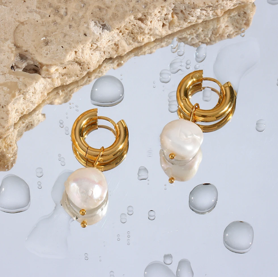 pearl hoop earrimgs 2