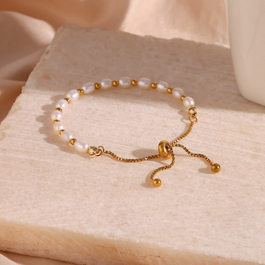 pearl toggle bracelet 3