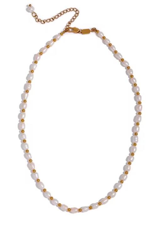 Pearl & gold bead detail necklace