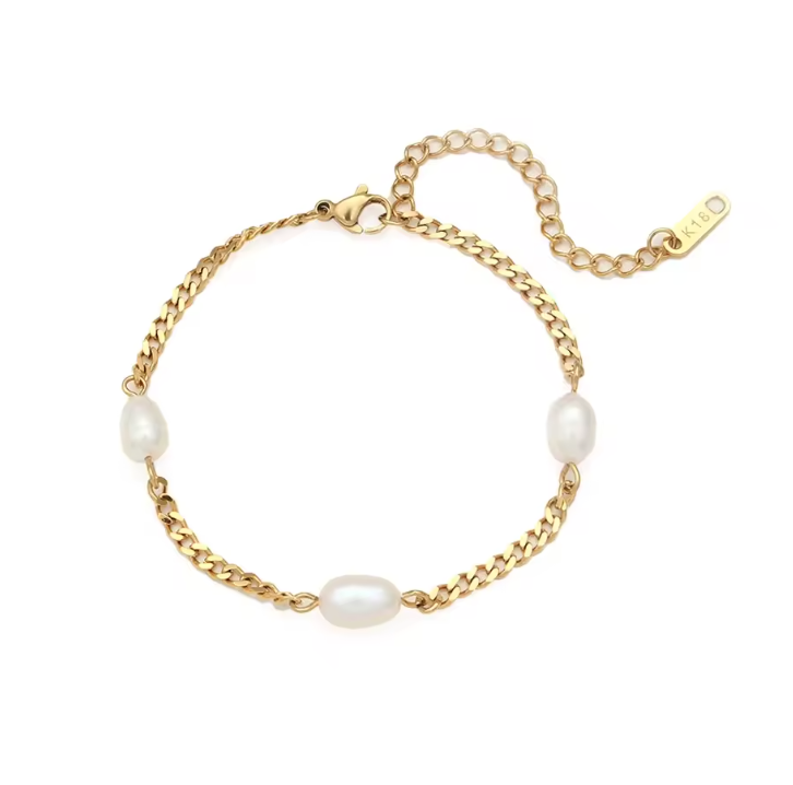 Pearl and chain detail bracelet