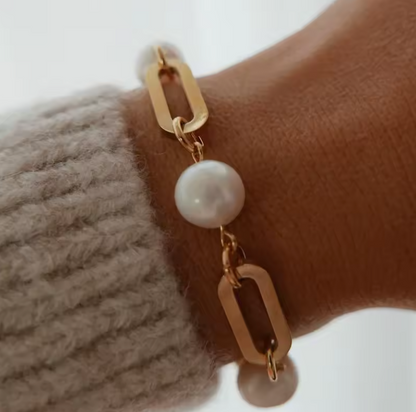 Pearl link bracelet