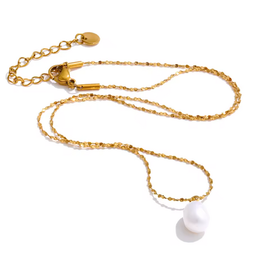 Pearl pendant necklace