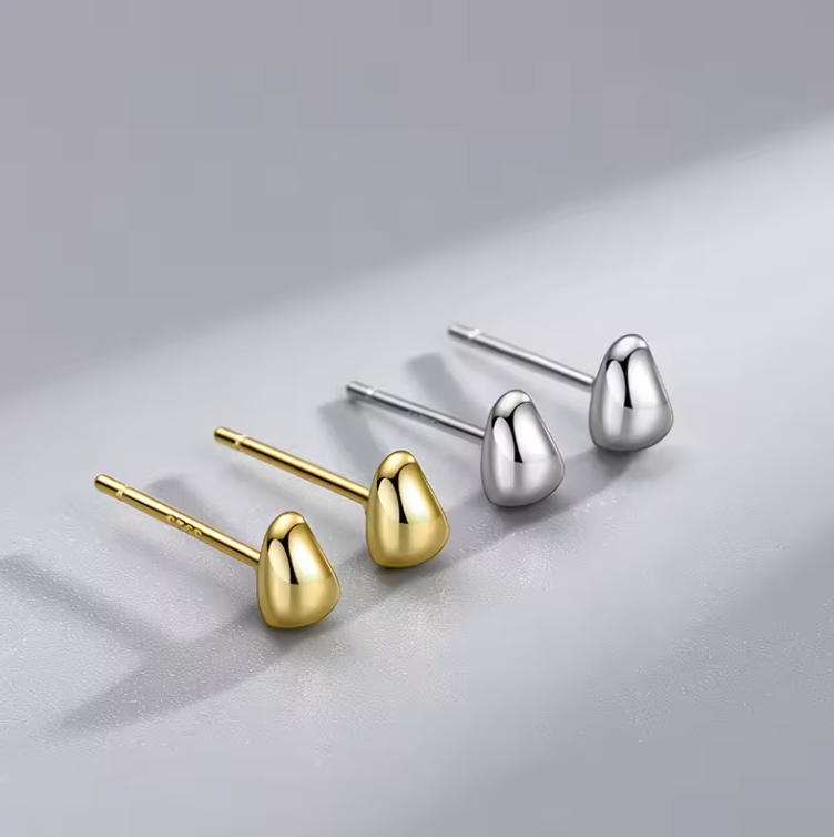 Pebble stud earrings