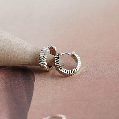 Ridged huggie hoops