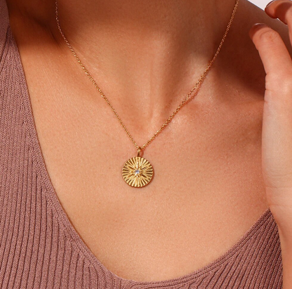 sunray circle with stone model shot 2