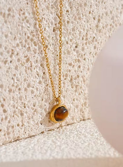 Tiger's eye pendant necklace